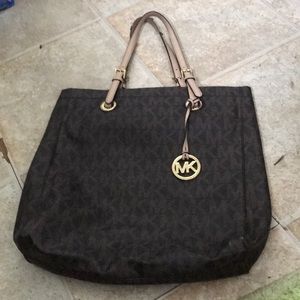 Michael Kors tote